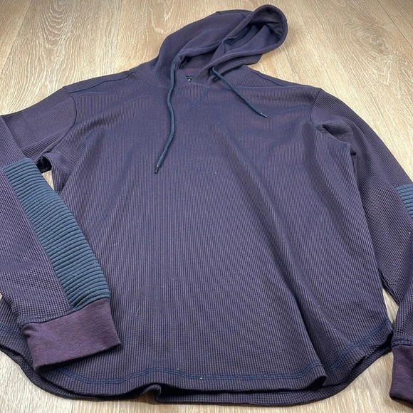 Mens fashionable light hoodie - Picture 2 of 5